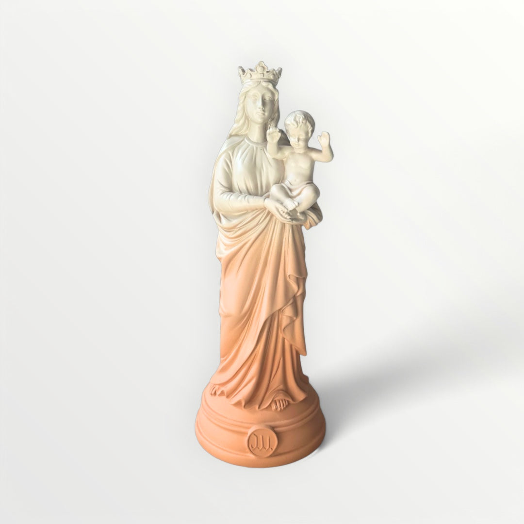 Statuettes de La Vierge à l’enfant 30cm – Notre-Dame-de-la-Garde - Les dégradés de couleurs