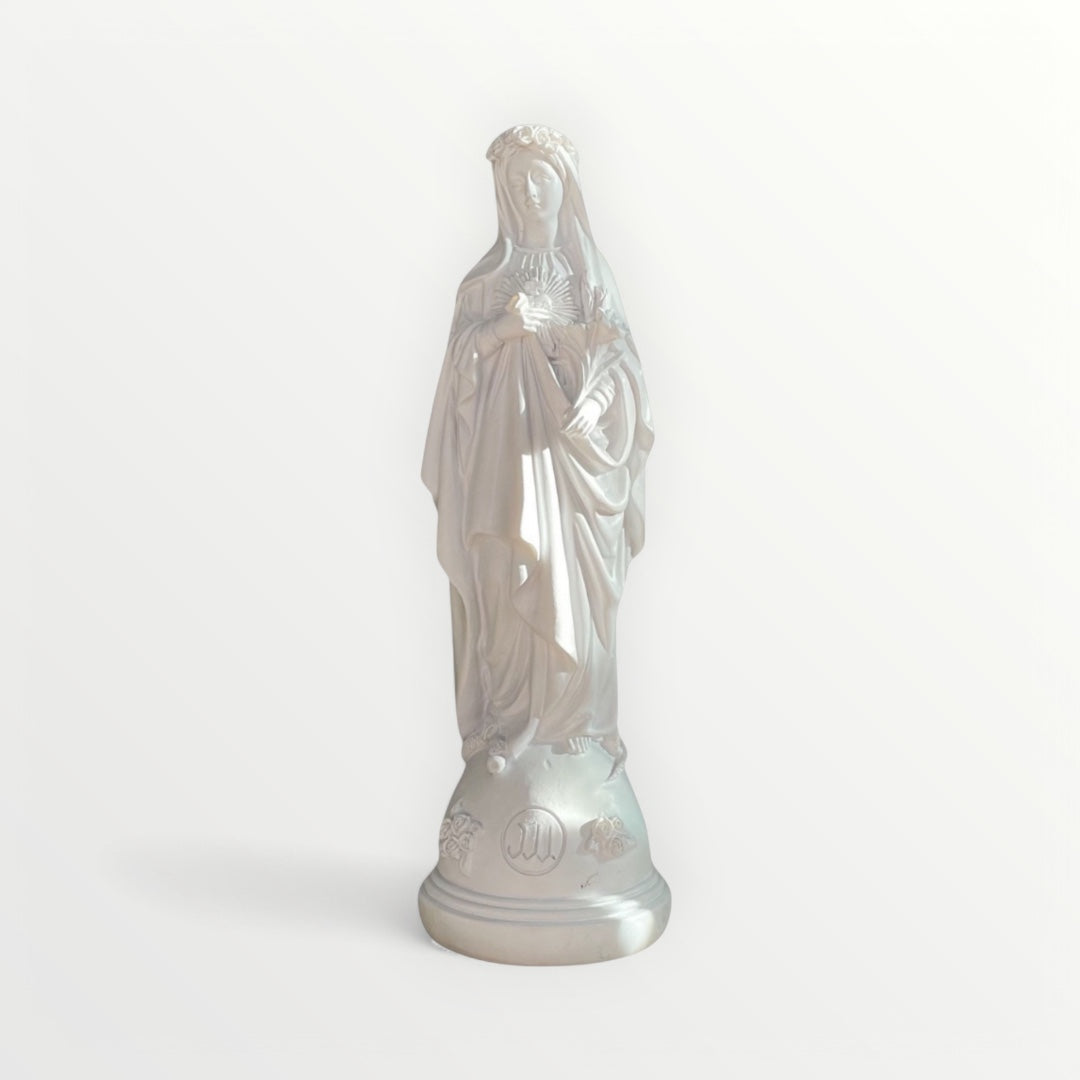 Statuette de la Vierge Marie aux Fleurs - Couleur intemporelle