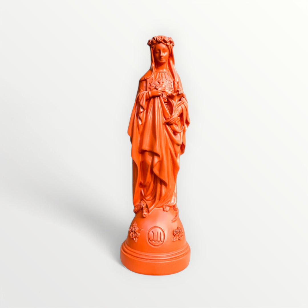 Statuette de la Vierge Marie aux Fleurs - Couleur intemporelle