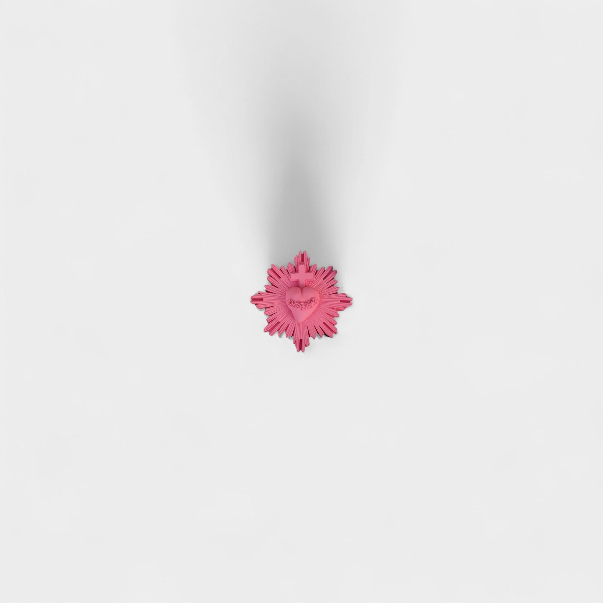 Ex-voto pin