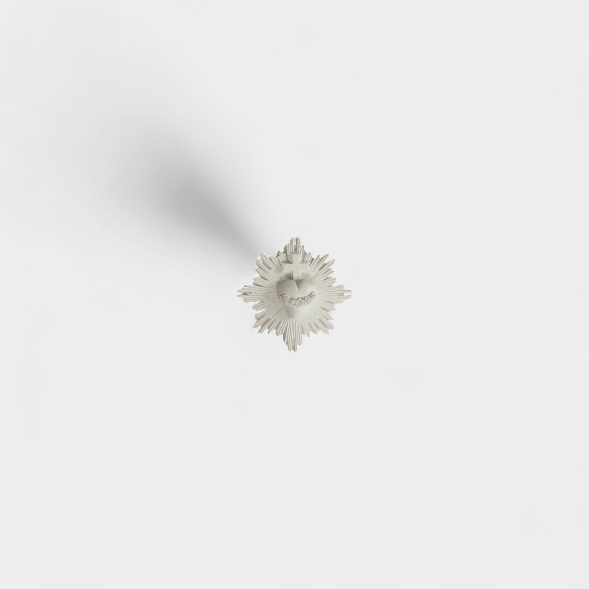 Ex-voto pin