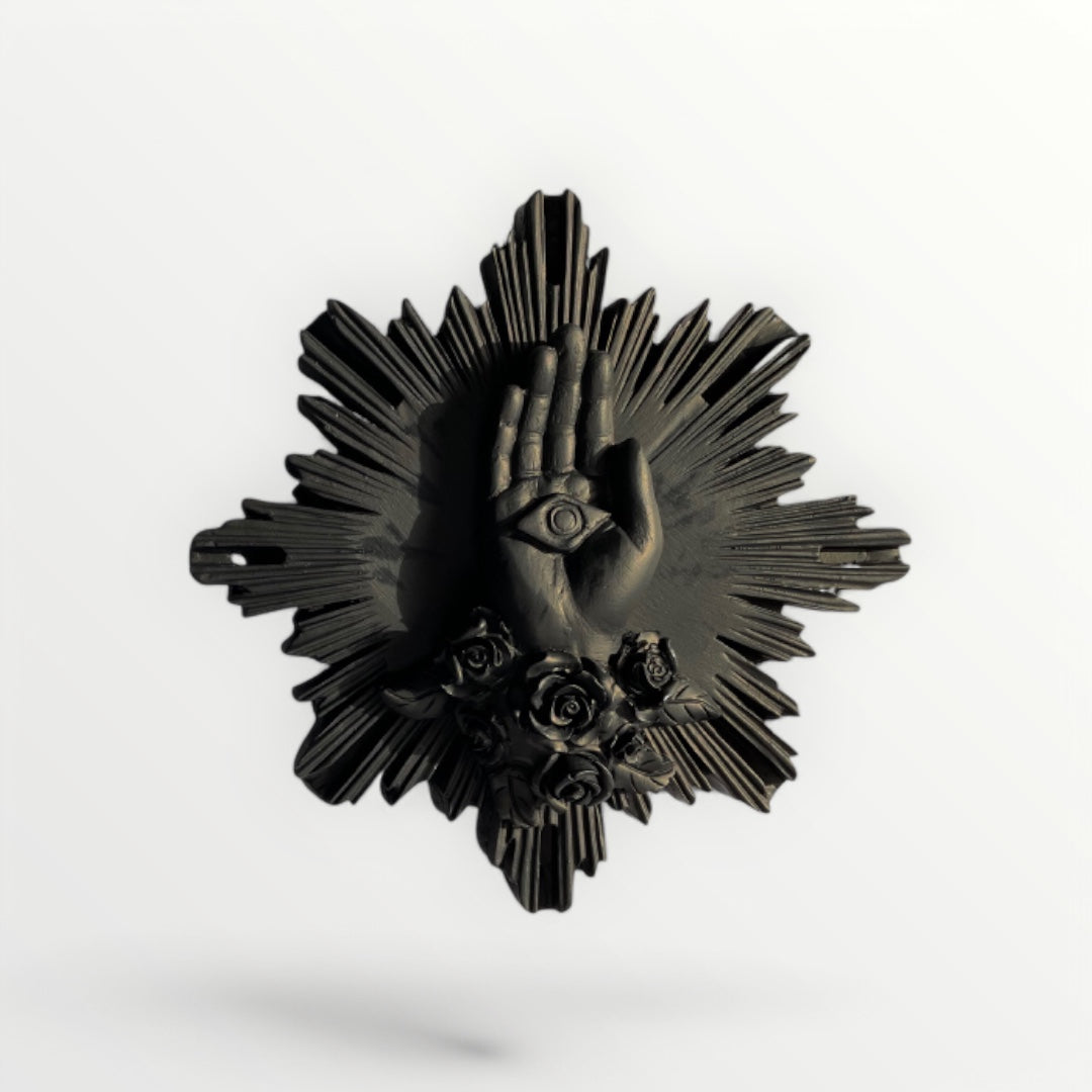 Ex-voto_main_La_main_de_Marie_-_Automne_Hiver_noir