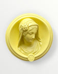 Ex-voto visage de Marie en relief - Selfie jaune citron