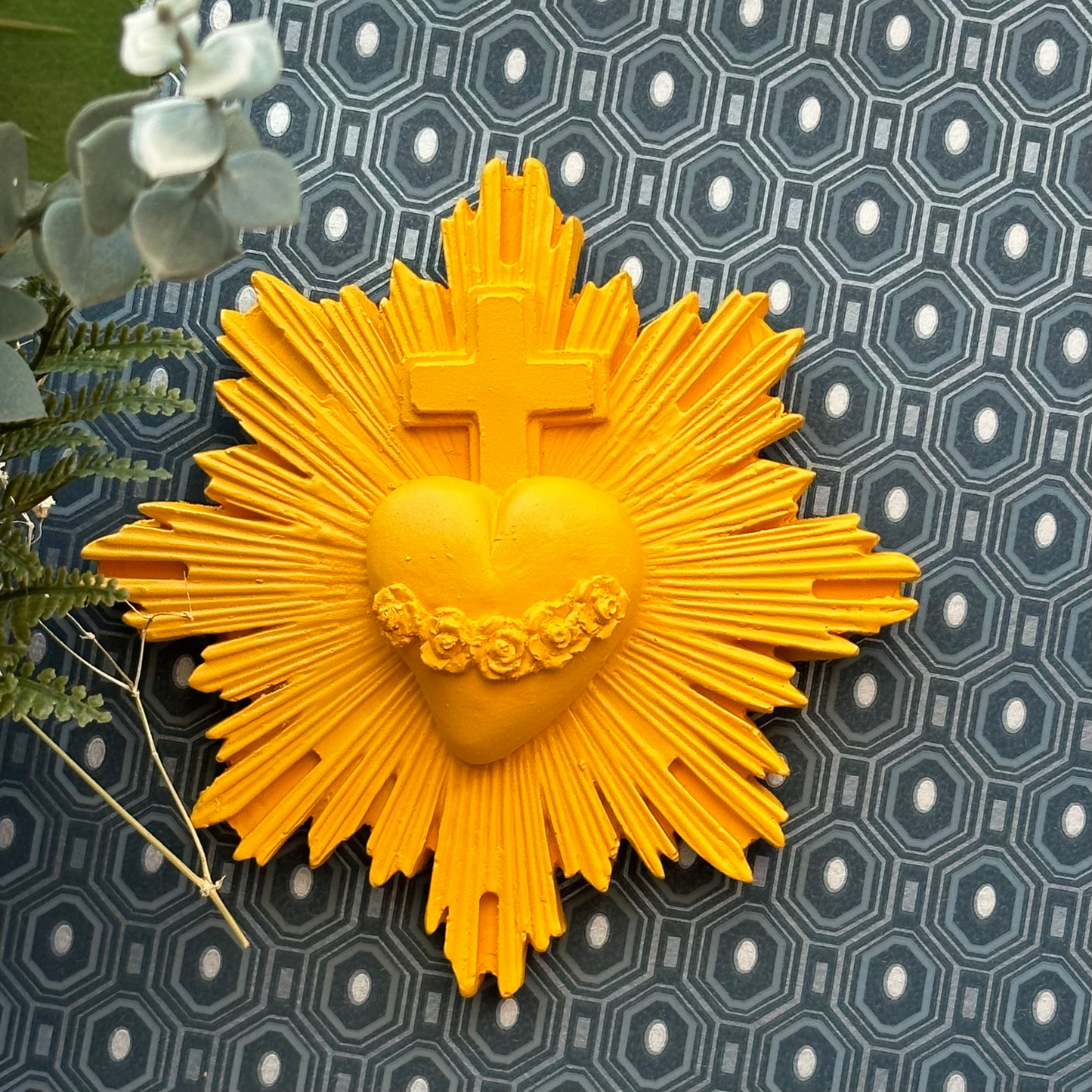 Ex-voto décoration murale Coeur Vital - Couleurs automne / hiver jaune ambre