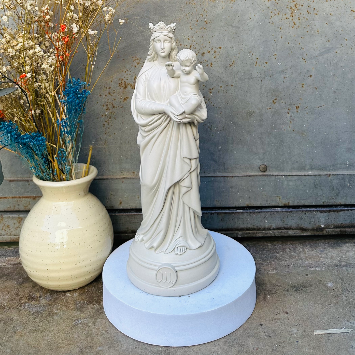 Statuette décoration d'intérieur Notre-Dame de la Garde, J'ai vu la Vierge de 30 cm- Couleurs intemporelles lin