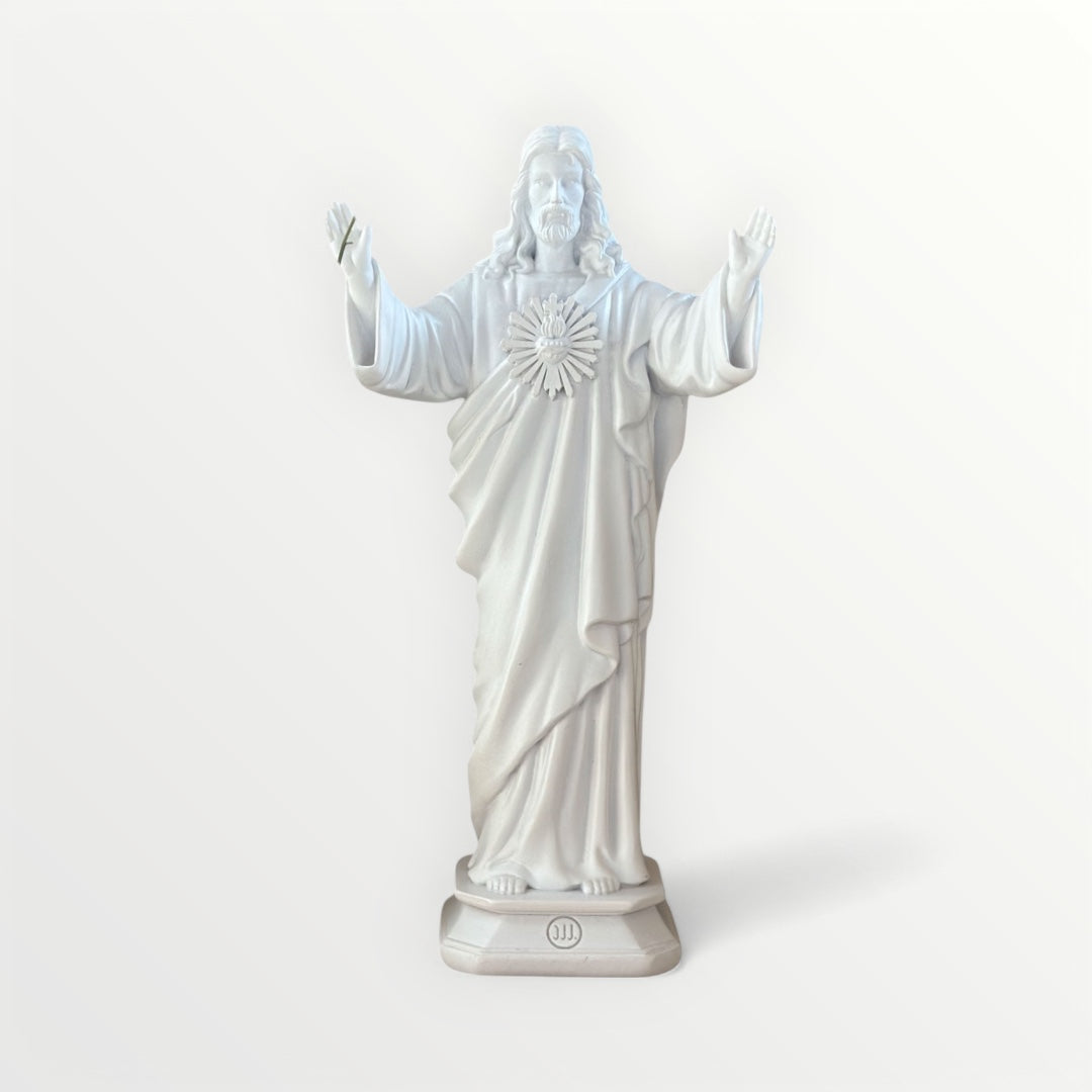 Statuette Jesus loves you - 22cm- J'AI VU LA VIERGE - Couleur intemporelle