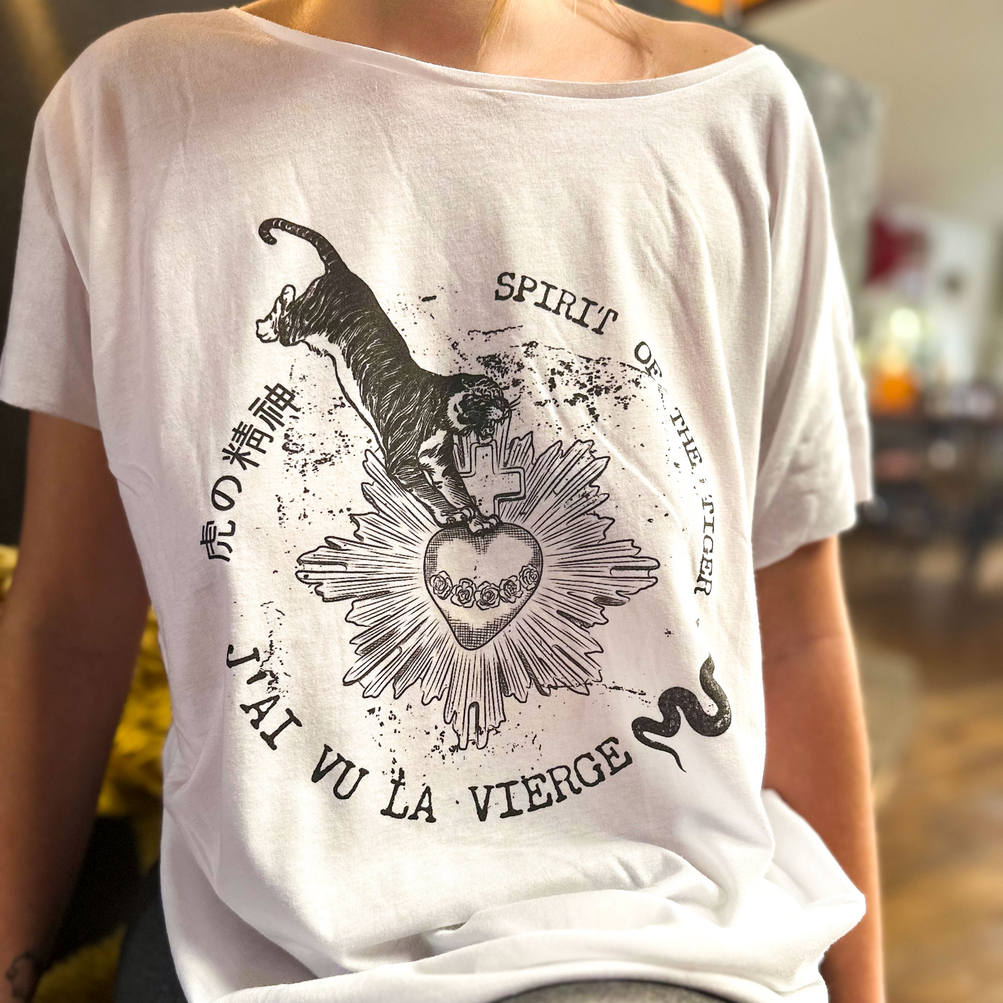 T-shirt col évasé manche courte - TIGRE - J'ai vu la Vierge