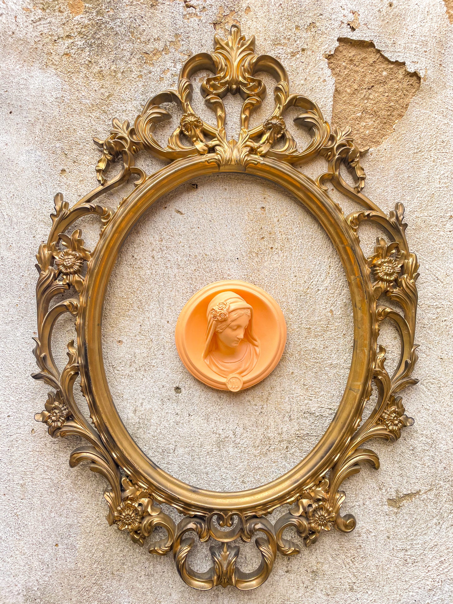 Ex-voto visage de Marie en relief "Selfie"