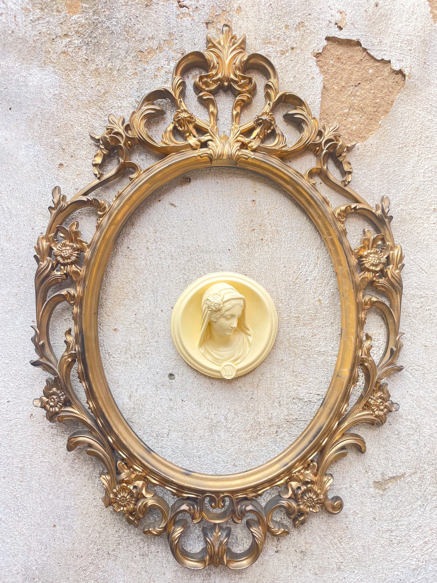 Ex-voto visage de Marie en relief "Selfie"