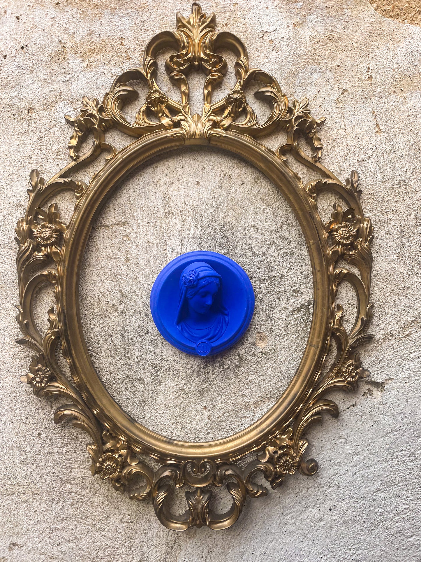 Ex-voto visage de Marie en relief "Selfie"