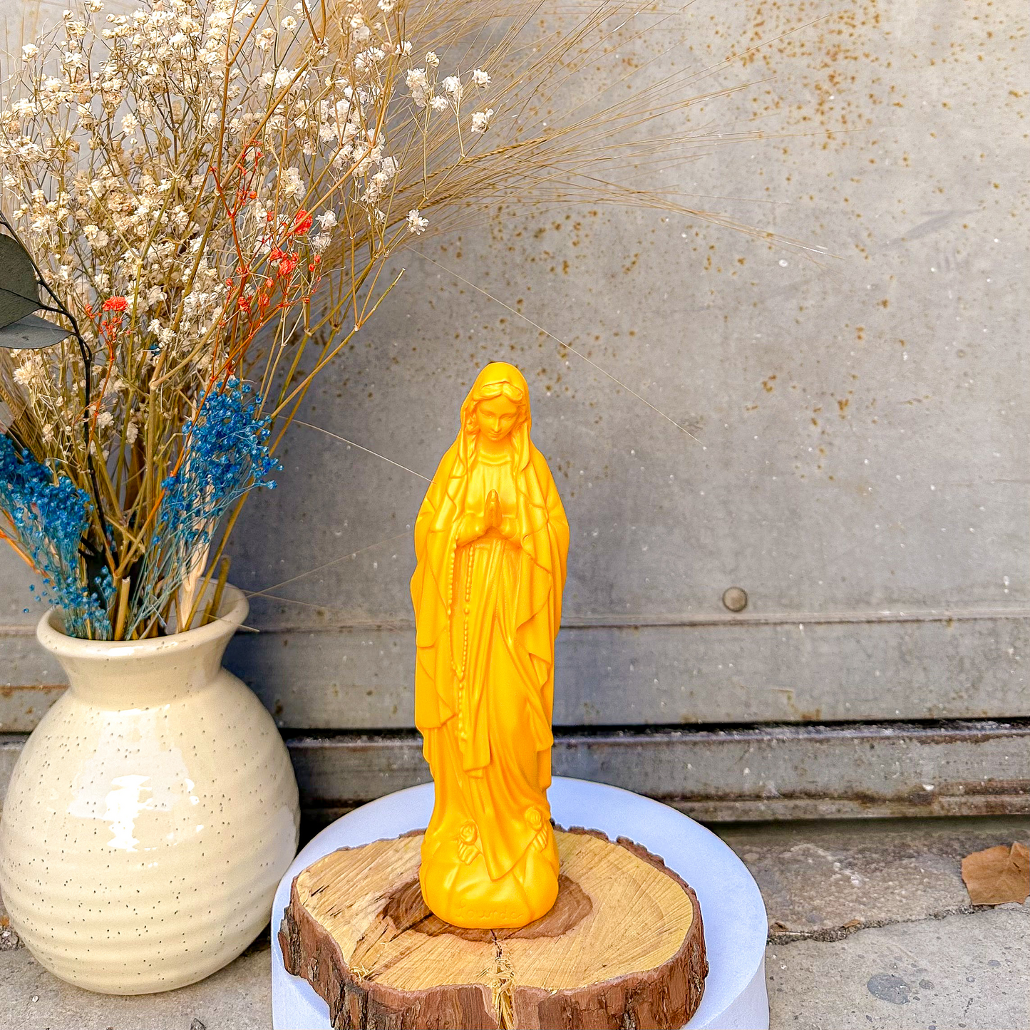Statuette décoration d'intérieur Vierge Marie Lourdes 18 cm - couleurs automne | hiver jaune ambre