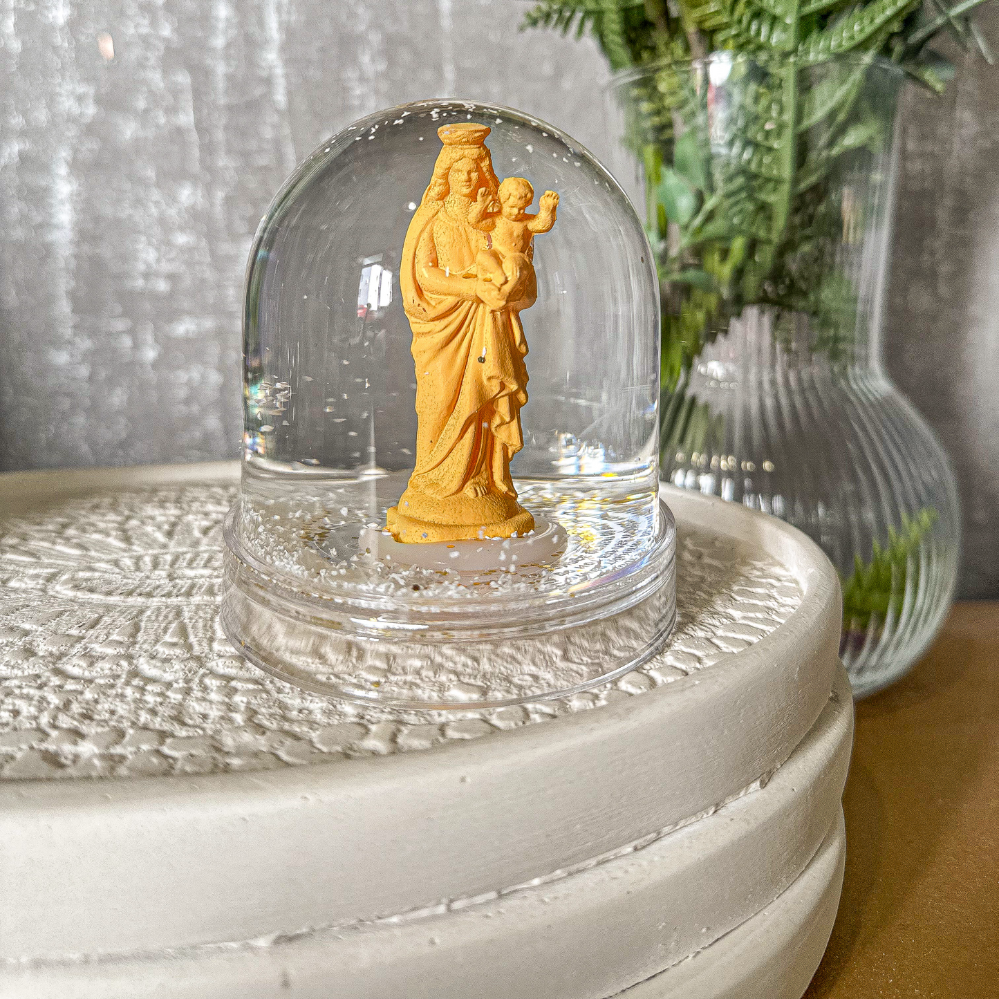 Boule à neige Notre-Dame de la Garde jaune ambre