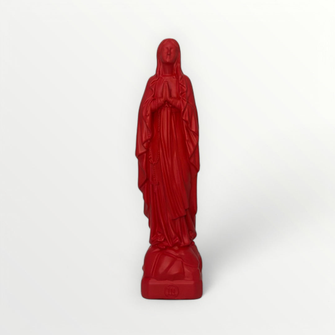 VIERGE MARIE DE LOURDE rouge carmin