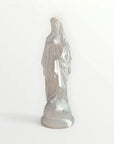 Statuette de la Vierge Marie aux Fleurs - Couleur intemporelle