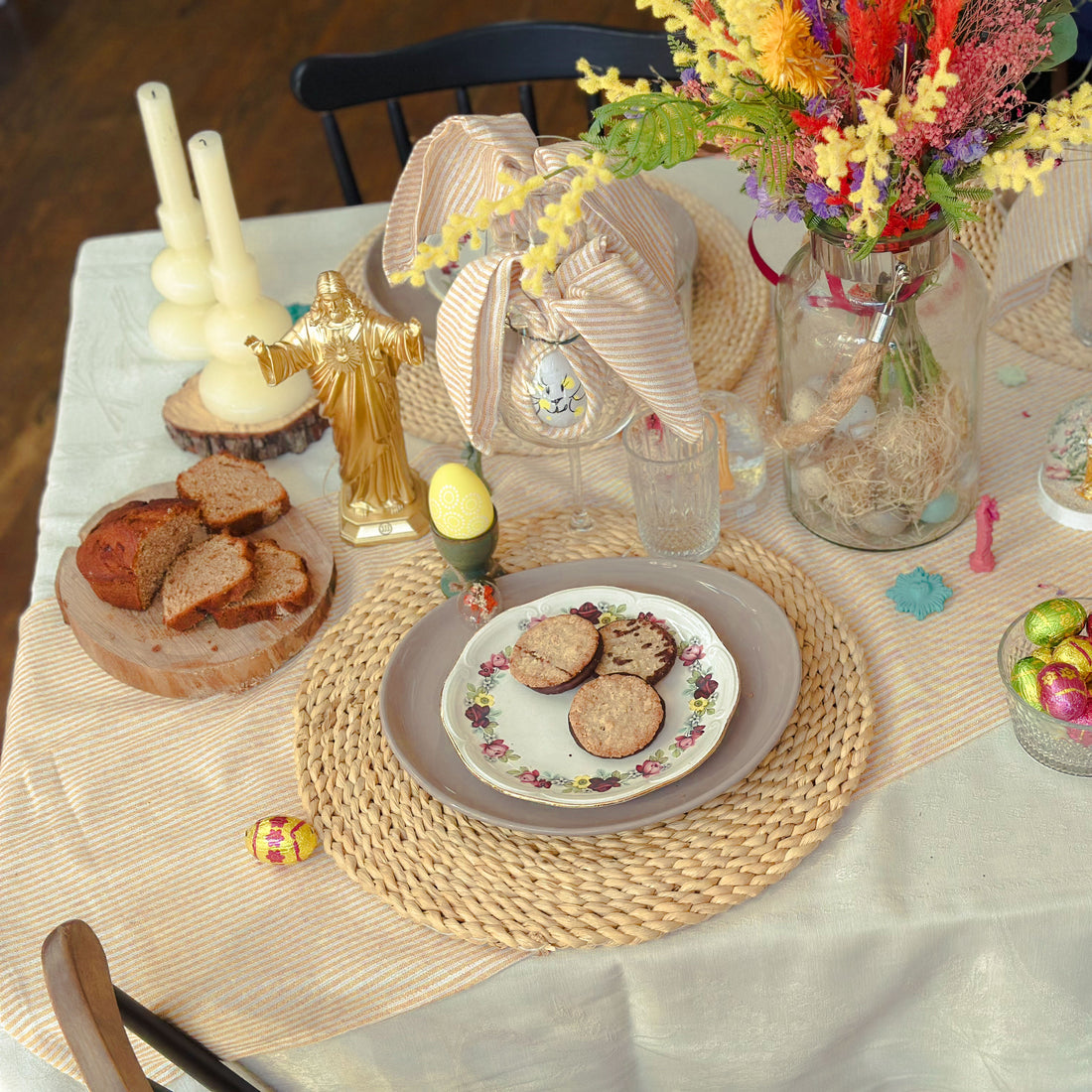 Réaliser une belle table de Pâques avec J'ai vu la Vierge