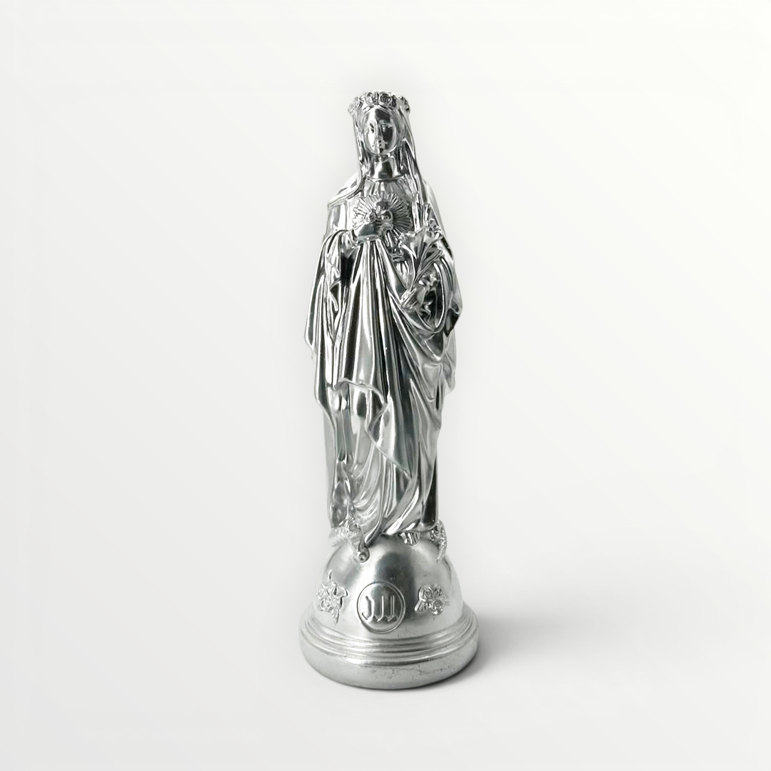 Statuettes of Mary with Flowers - timeless colors