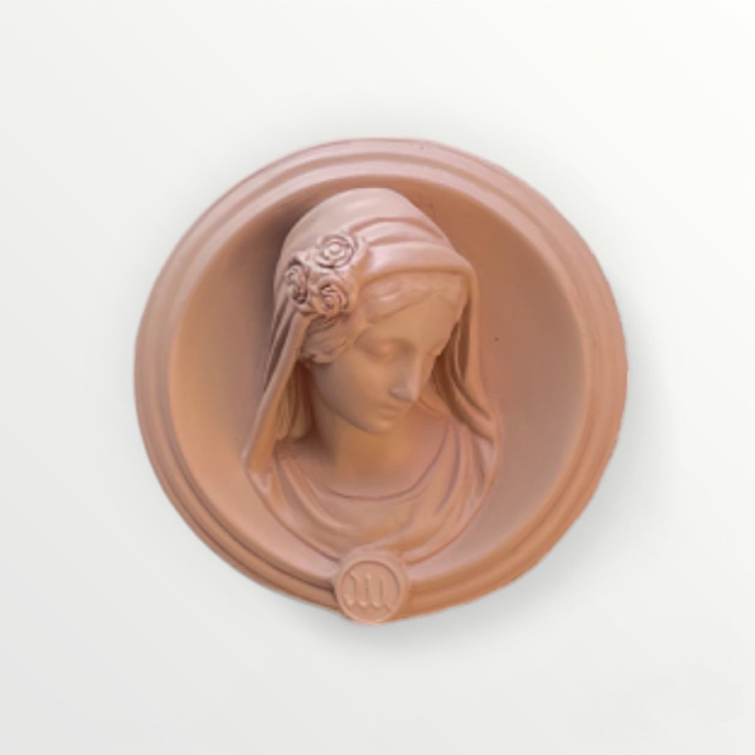 Ex-voto visage de Marie en relief - Selfie nude