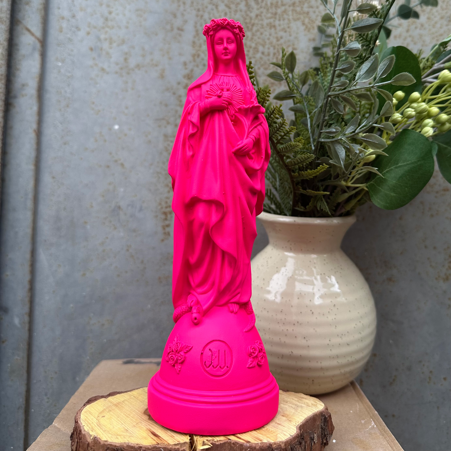 Statuettes Marie aux Fleurs - Octobre Rose