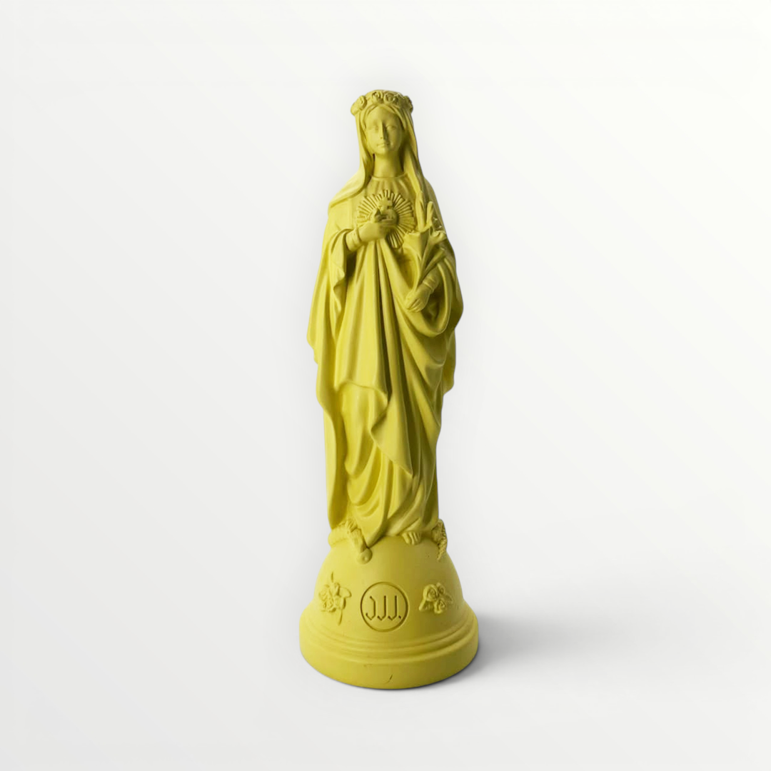 Statuettes of Mary with Flowers - timeless colors