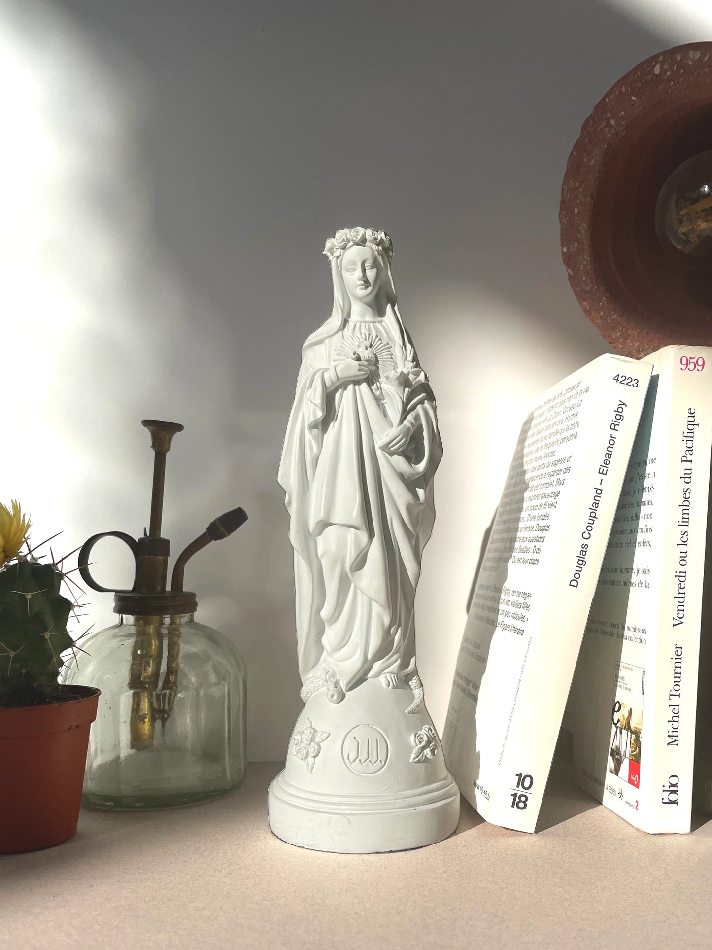 Statuettes Marie aux Fleurs blanc