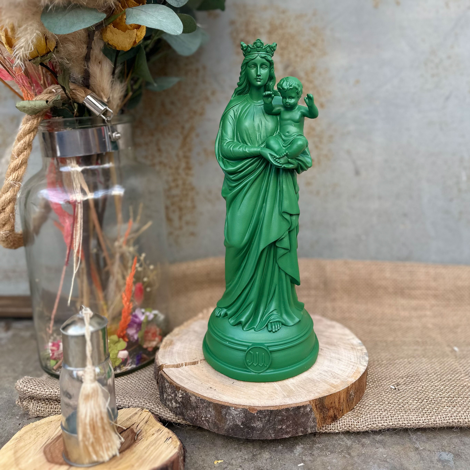 Statuette décoration d'intérieur Notre-Dame de la Garde, J'ai vu la Vierge de 30 cm -Couleurs Printemps | Été vert jungle