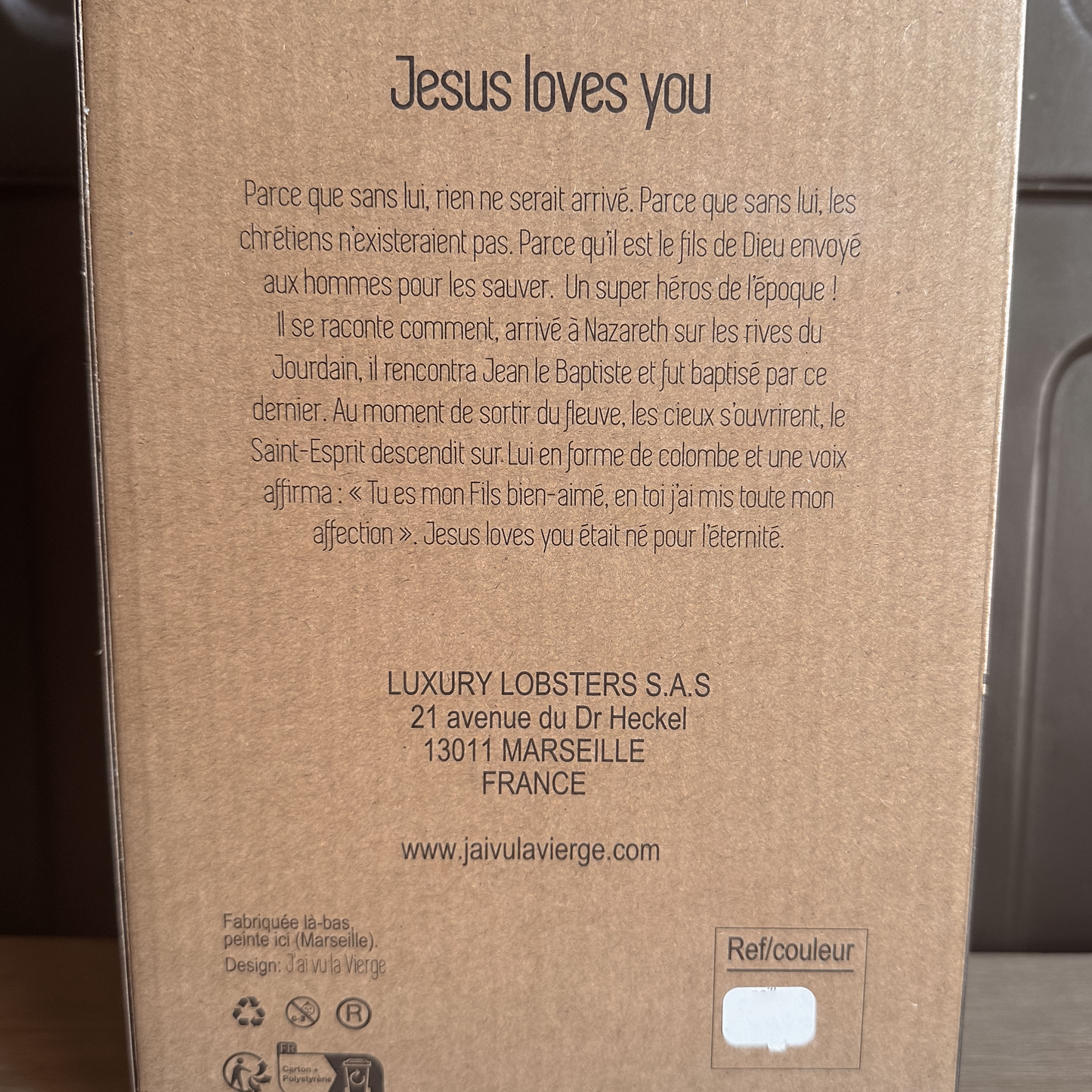 Jesus loves you statuette - timeless colors