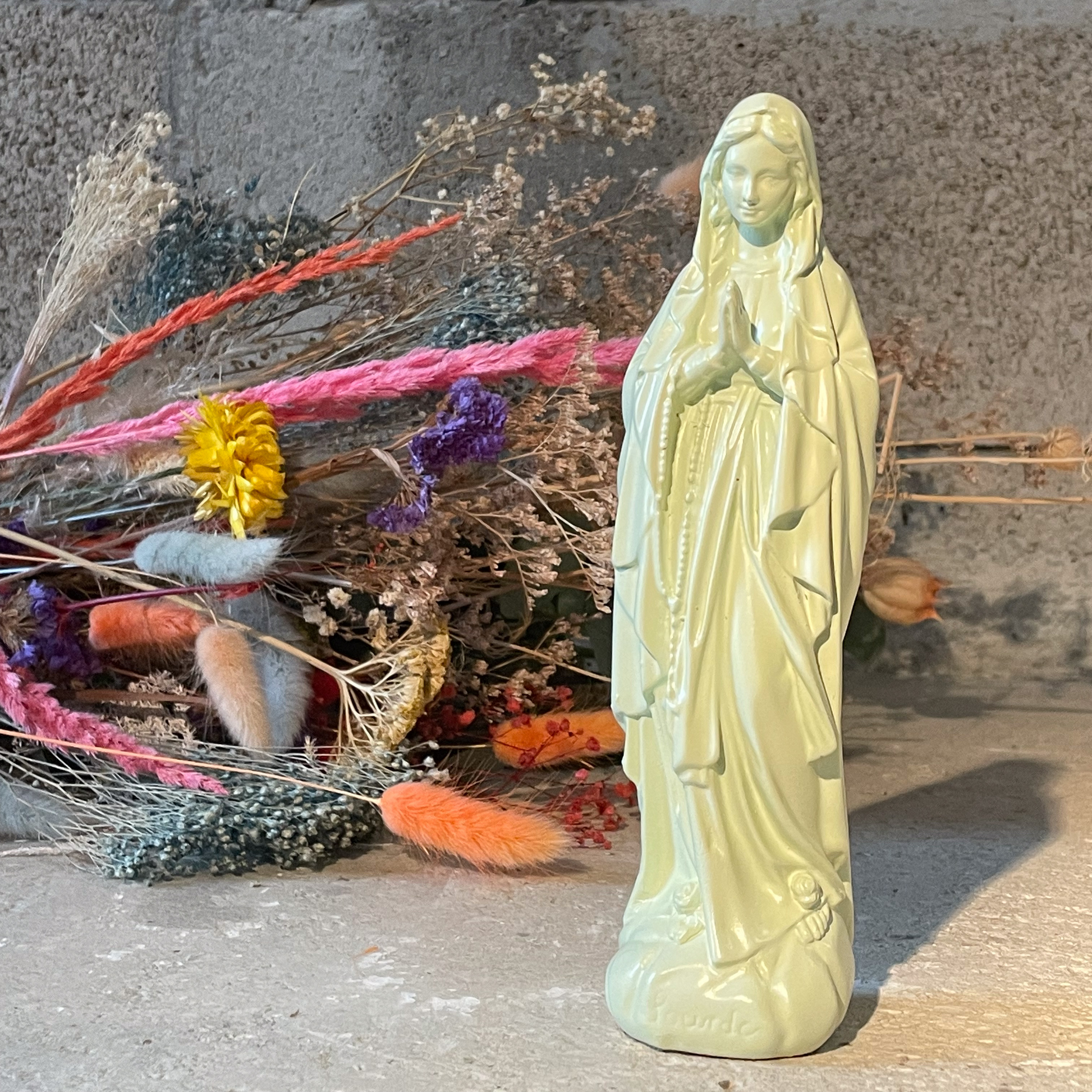 Statuette décoration d'intérieur Vierge Marie Lourdes tilleul