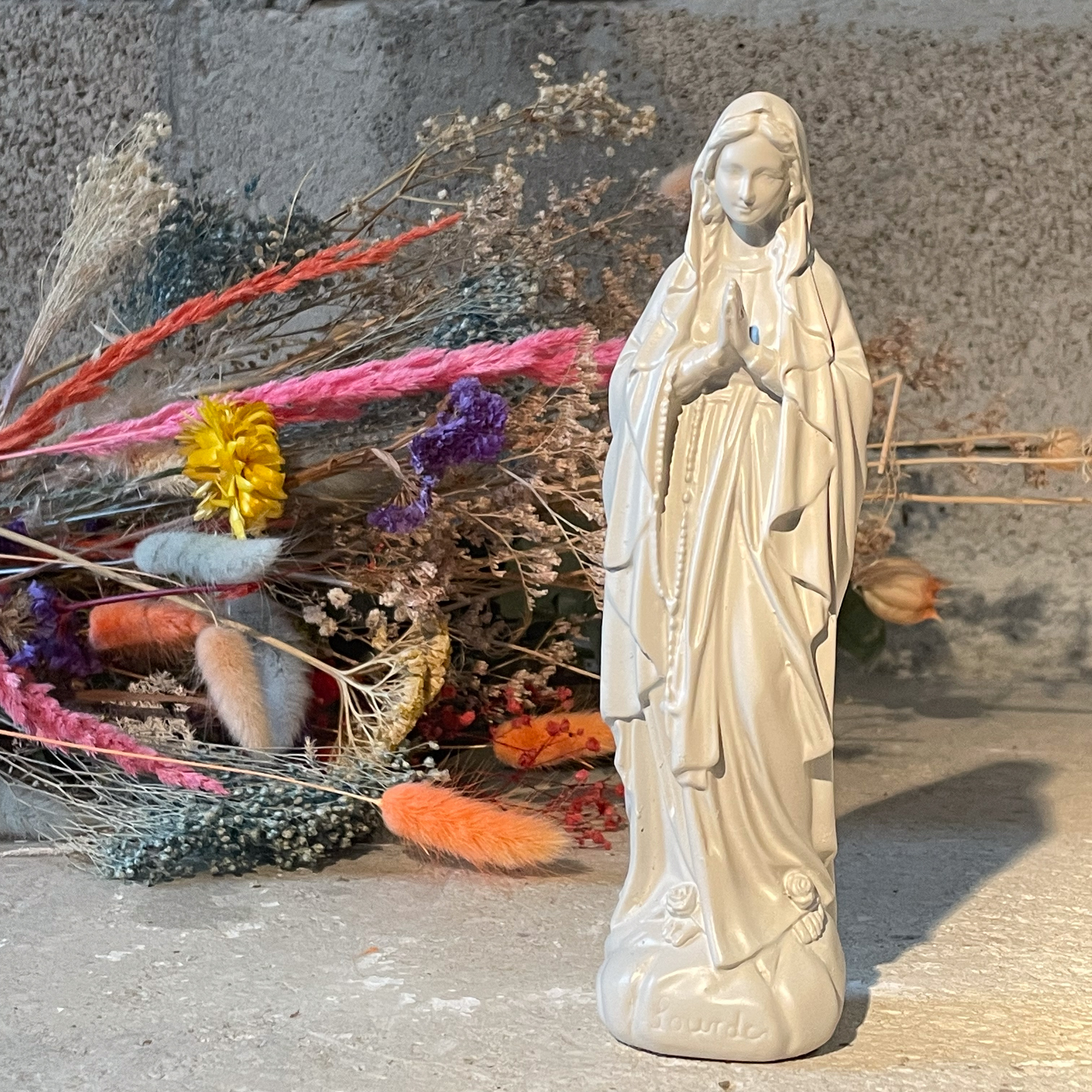 Statuette décoration d'intérieur Vierge Marie Lourdes lin