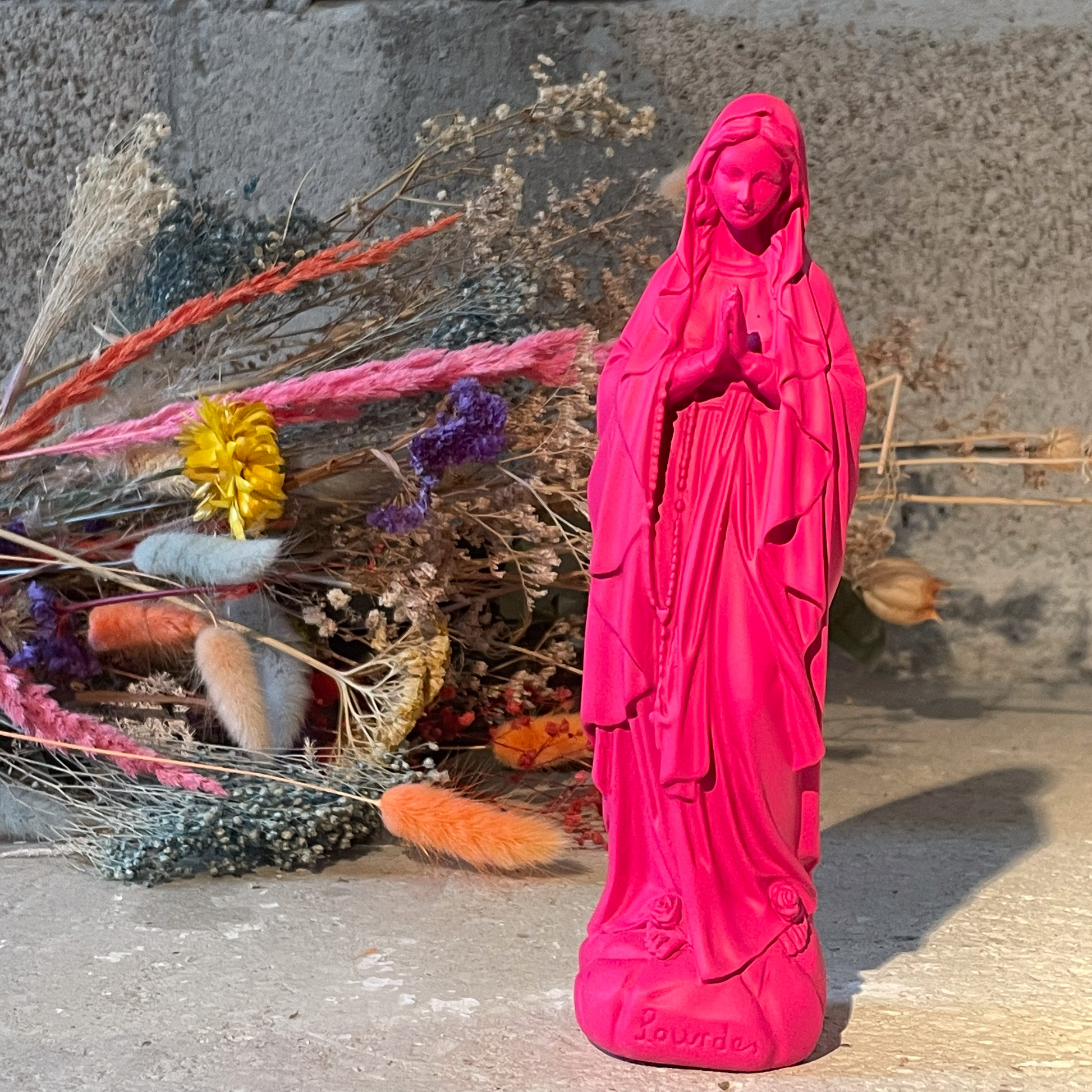 Statuette décoration d'intérieur Vierge Marie Lourdes pink