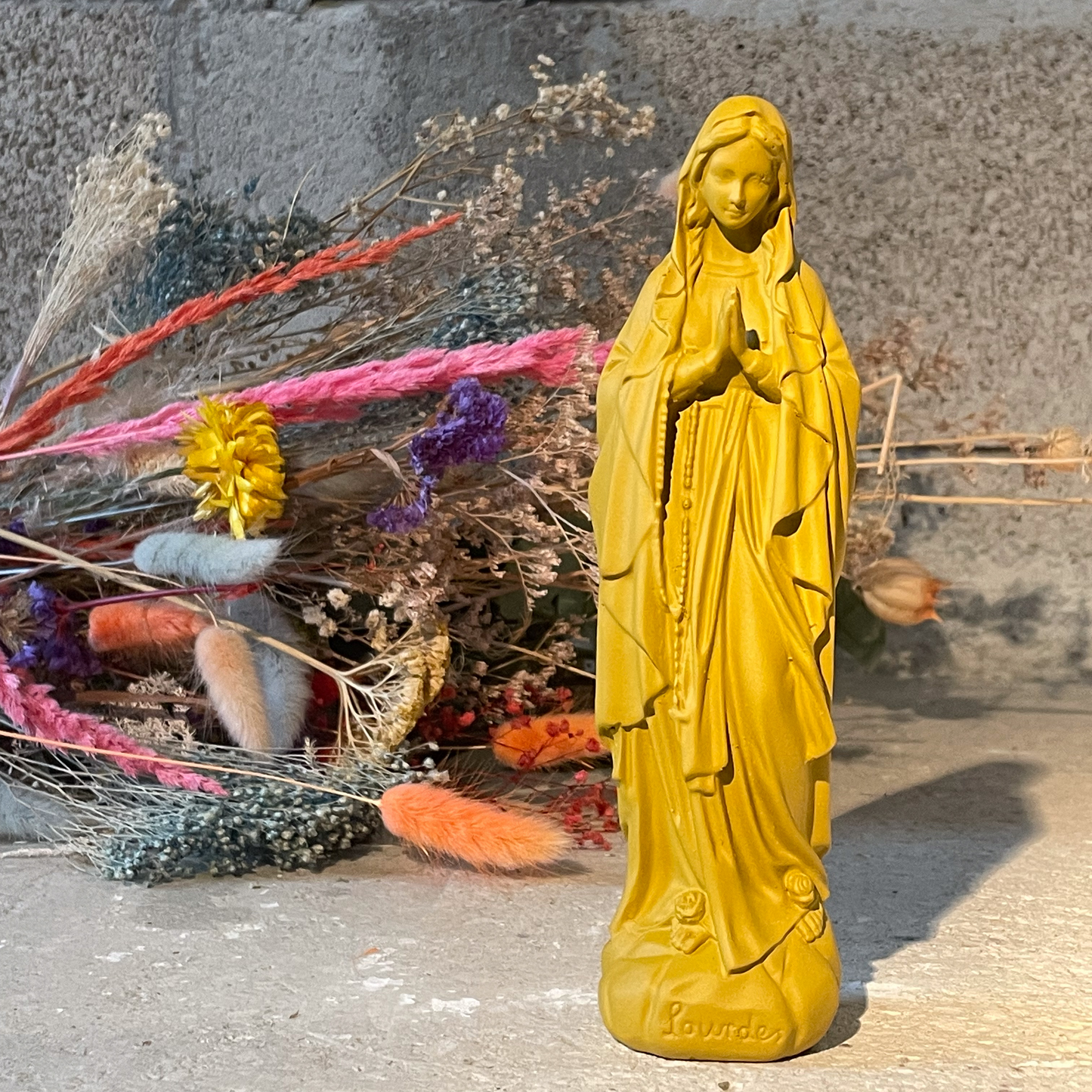 Statuette décoration d'intérieur Vierge Marie Lourdes curry