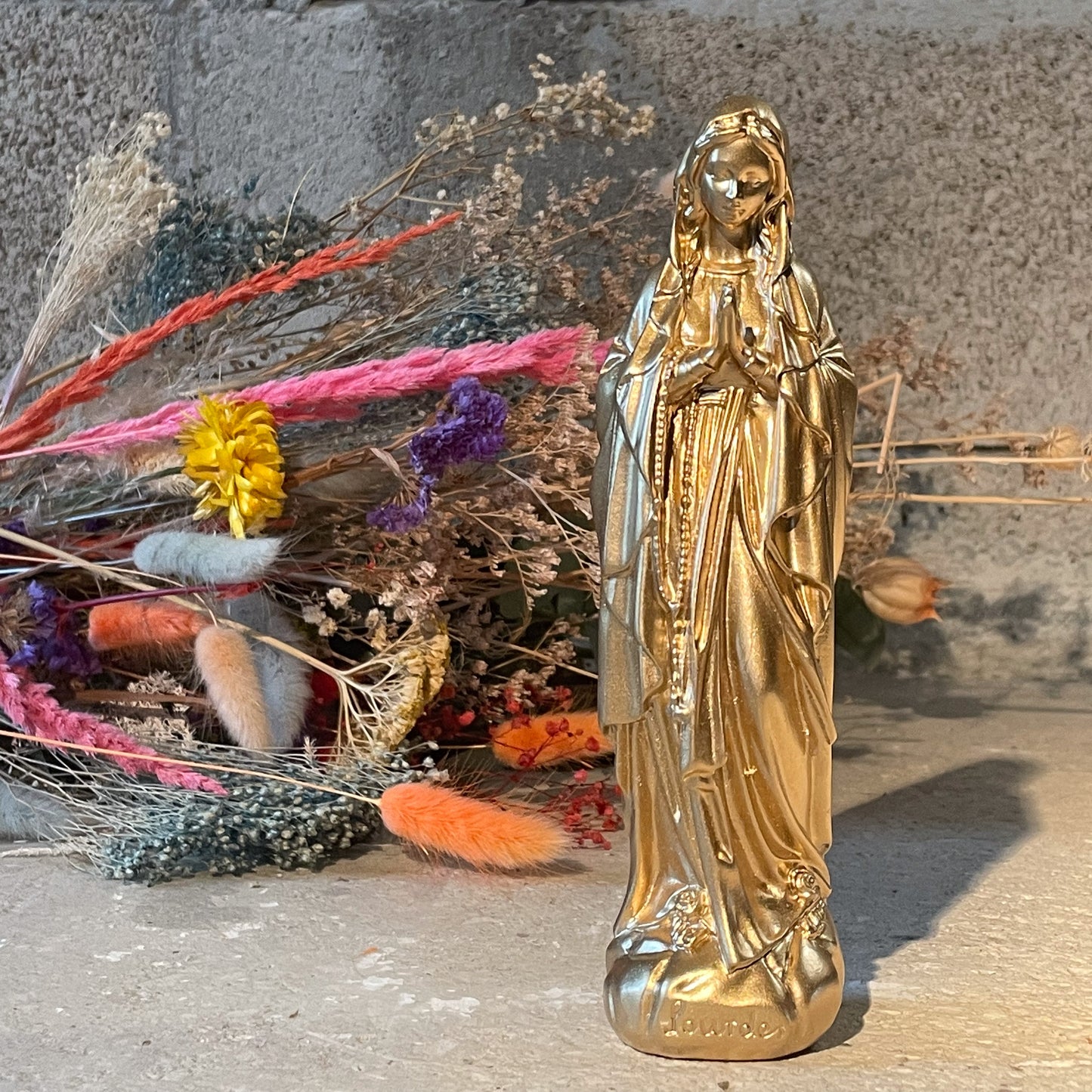 Statuette décoration d'intérieur Vierge Marie Lourdes fête des pères 17 cm