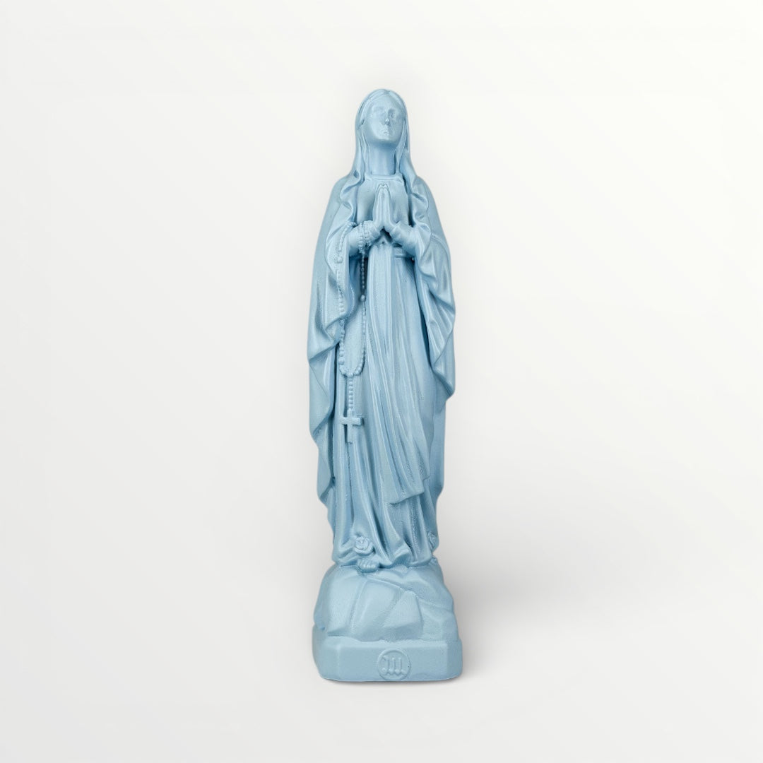 statuette vierge de lourdes pastel decoration paques bleu ciel