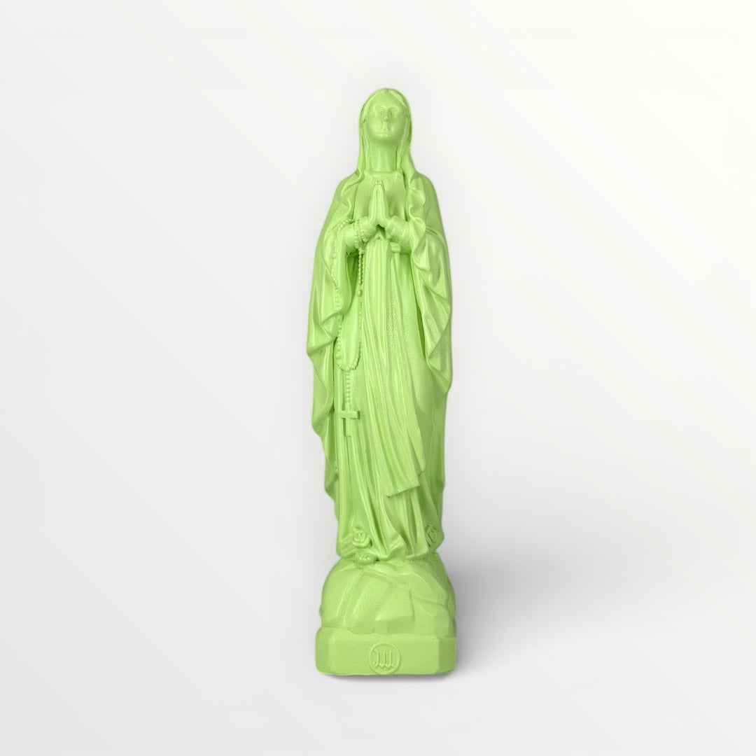 statuette vierge de lourdes pastel decoration paques vert pistache