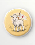 badge agnus dei jaune paille paques badge religieux