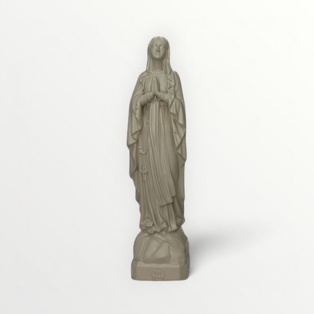 Statuette de la Vierge Marie de Lourdes, couleur Lin – J'ai vu la Vierge