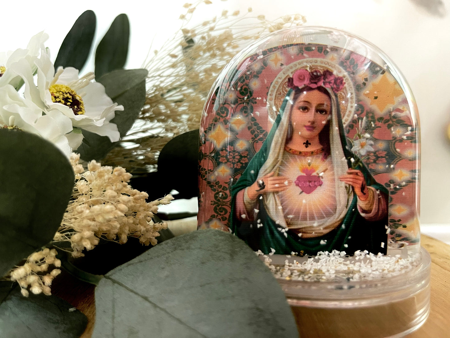 Boule à neige imprimée Marie aux fleurs