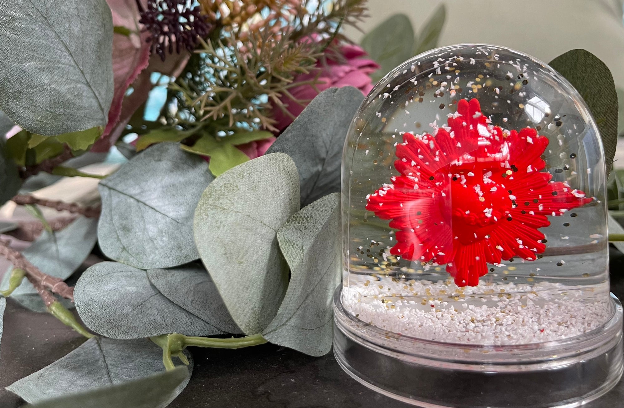 Boule à neige ex voto coeur sacré rouge tagada